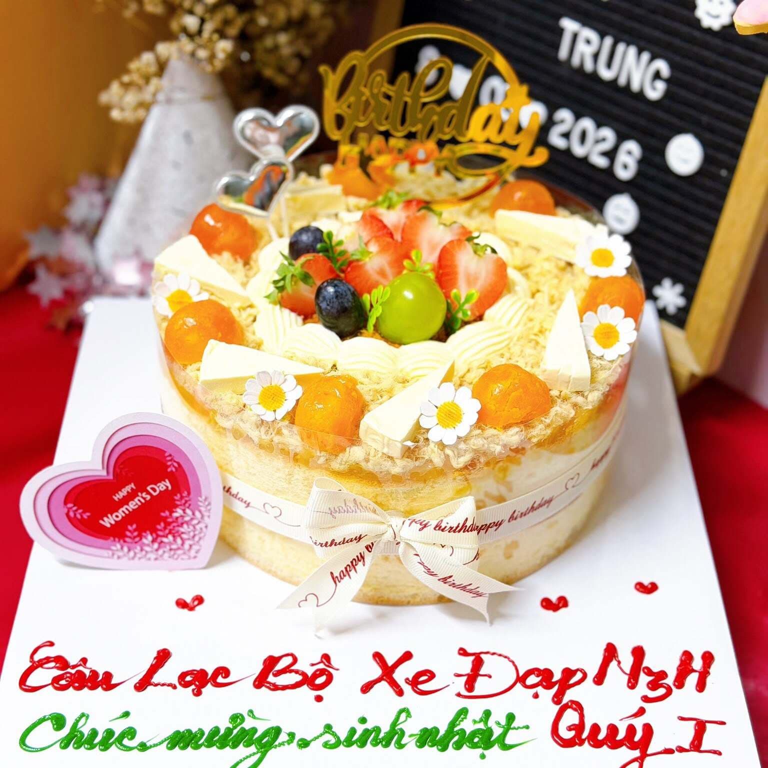 Bánh Sinh Nhật Bông Lan Trứng Muối size 20